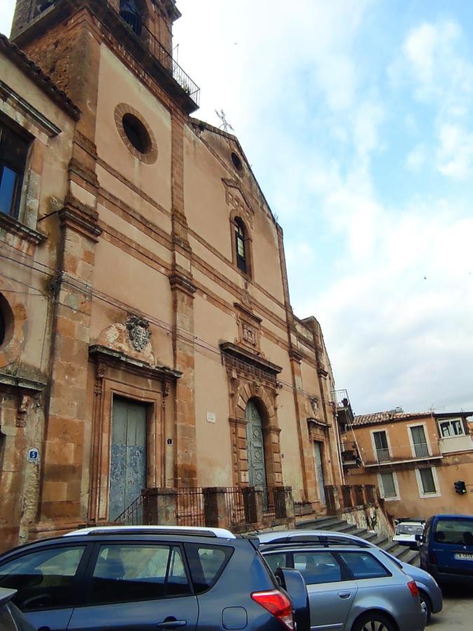 B&B Con Cucina La Ninfea Caltagirone Eksteriør billede