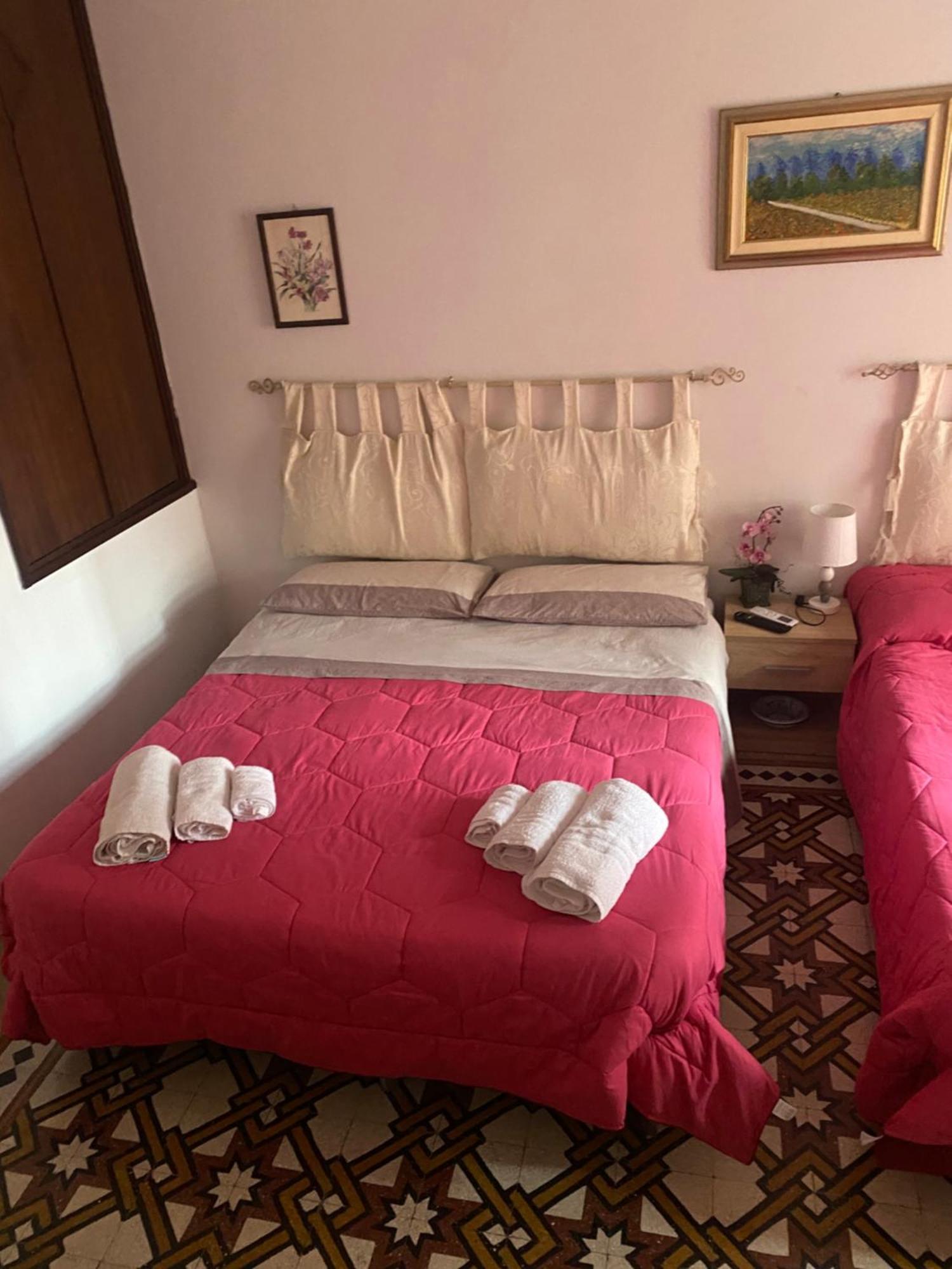 B&B Con Cucina La Ninfea Caltagirone Eksteriør billede